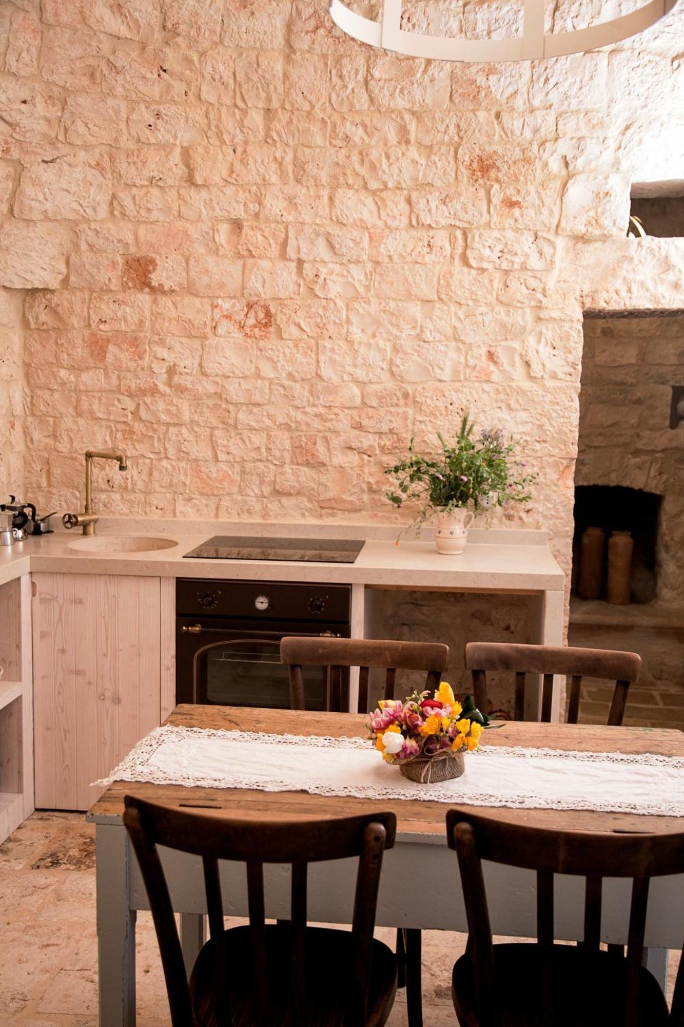 Trulli Alla Controra Conversano Eksteriør billede